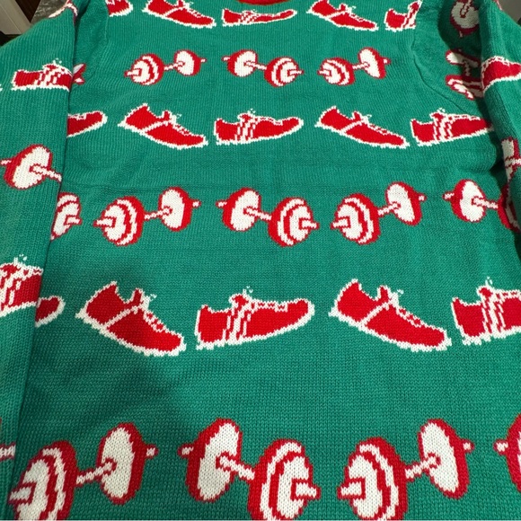 Ugly Christmas Sweater- Santa Gains (XL) - Picture 5 of 10
